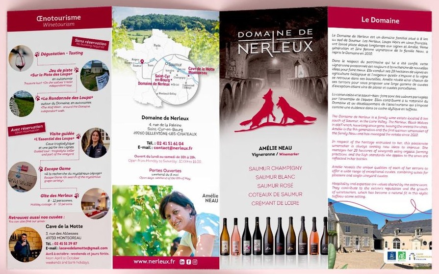 Dépliant du Domaine de Nerleux, recto : œnotourisme, plan d’accès, couverture et présentation du domaine